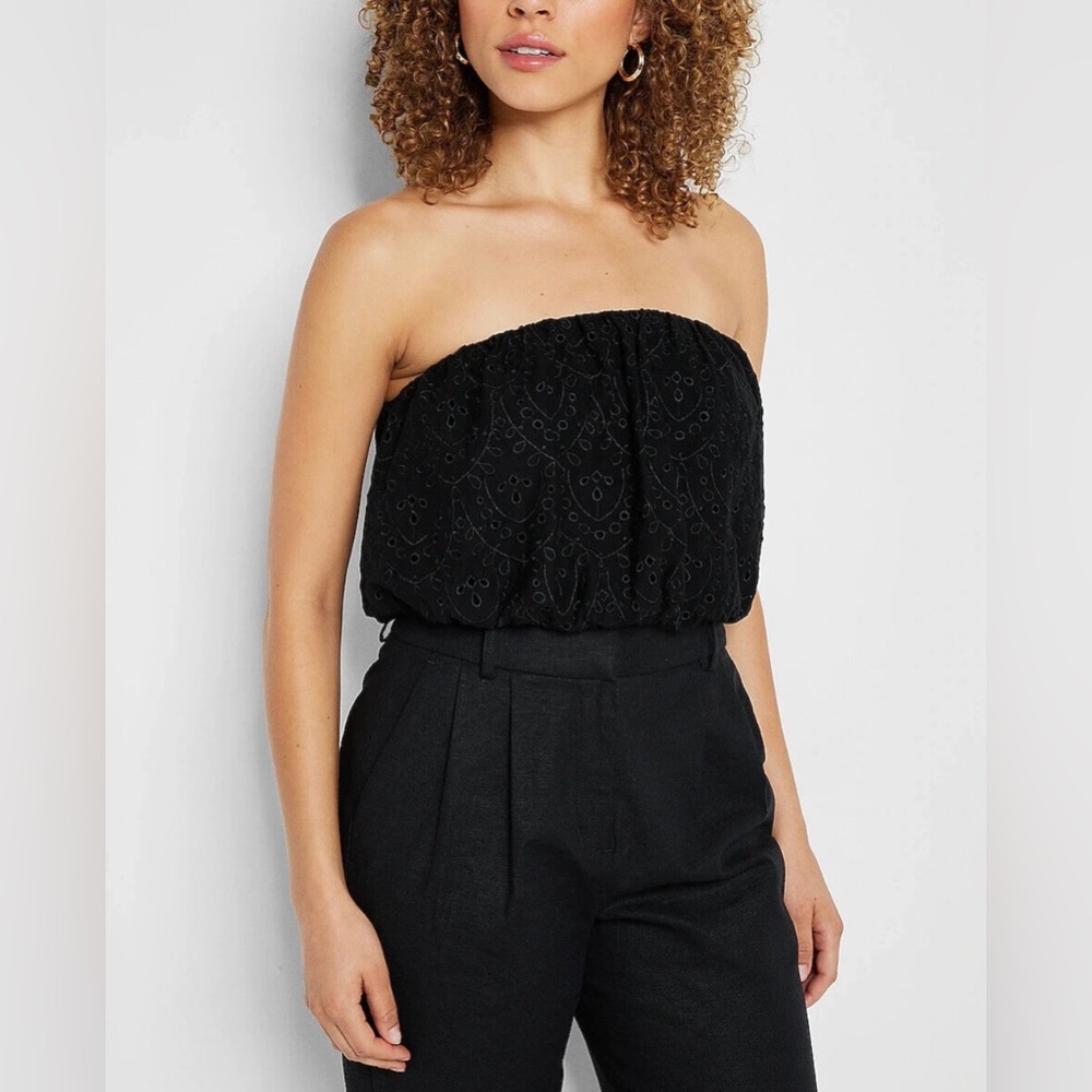 EXPRESS Eyelet Bubble Tube Top